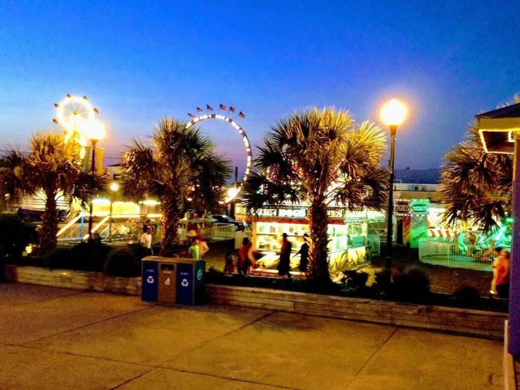 Beach Harbour 16 @ The Carolina Beach Boardwalk - Full Remodel! Extérieur photo